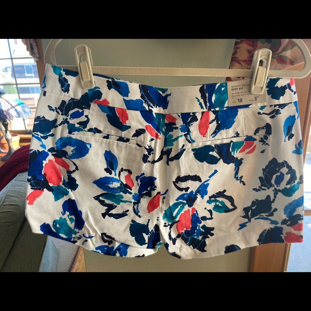 J Crew Short - Picture 3 of 4